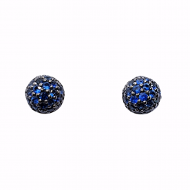 White gold earrings with sapphires