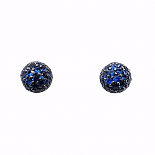 White gold earrings with sapphires