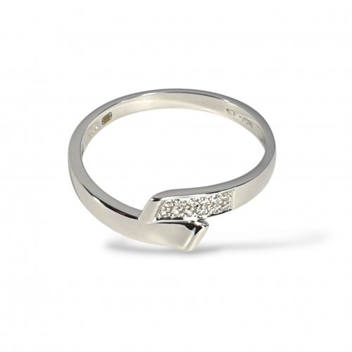 White gold ring with diamonds