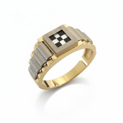 Men's ring CHESS in white and yellow gold with onyx and mother-of-pearl shell